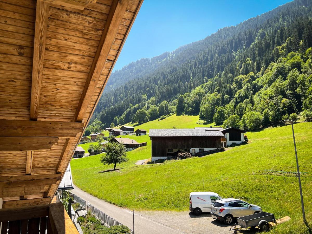 Spitzen Blicke - Apartments Silbertal Exterior foto